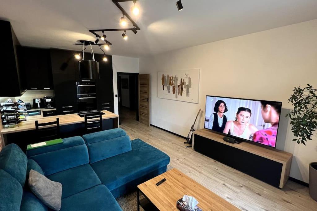 Lake Apartment, 2X Free Garage, 10 Mins To Centre Μπρατισλάβα Εξωτερικό φωτογραφία
